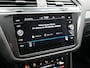 Volkswagen Tiguan 1.4 TSI Elegance Plug In Hybrid 245pk Dealer O.H PHEV | Trekhaak af Fabriek | Adaptive Cruise | Alcantara Sportstoelen Massage &  Verwarmd | Virtual | Keyless | Apple Carplay | BLIS |