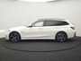 BMW 3-Serie Touring 320e M Sport FACELIFT PHEV 204pk Dealer O.H | Trekhaak Af Fabriek | Adapive Cruise | Widescreen Navi | Head Up | Alcantara Sportstoelen Verwarmd | Camera & Parkassist | Apple Carplay | Plug In Hybrid