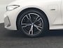 BMW 3-Serie Touring 320e M Sport FACELIFT Plug In Hybrid 204pk Dealer O.H PHEV | Trekhaak Af Fabriek | Adapive Cruise | Widescreen Navi | Head Up | Alcantara Sportstoelen Verwarmd | Camera & Parkassist | Apple Carplay |