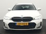 BMW 3-Serie Touring 320e M Sport FACELIFT PHEV 204pk Dealer O.H | Trekhaak Af Fabriek | Adaptive Cruise | Widescreen Navi | Head Up | Alcantara Sportstoelen Verwarmd | Camera & Parkassist | Apple Carplay | Plug In Hybrid