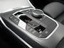 BMW 3-Serie Touring 320e M Sport FACELIFT PHEV 204pk Dealer O.H | Trekhaak Af Fabriek | Adaptive Cruise | Widescreen Navi | Head Up | Alcantara Sportstoelen Verwarmd | Camera & Parkassist | Apple Carplay | Plug In Hybrid