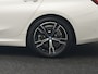 BMW 3-Serie Touring 320e M Sport FACELIFT PHEV 204pk Dealer O.H | Trekhaak Af Fabriek | Adaptive Cruise | Widescreen Navi | Head Up | Alcantara Sportstoelen Verwarmd | Camera & Parkassist | Apple Carplay | Plug In Hybrid