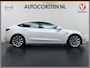 Tesla Model 3 Long Range AWD 75kWh Facelift Warmtepomp Lmv 19" AutoPilot Leder Panoramadak Adaptive-Cruise Camera's Elektr.-Stuur+Stoelen+Spiegels+Geheugen+Easy-Entry+Verwarmde stoelen Park assistent Pdc WIFI Lane-Assist Navi LED DAB Voorverwarmen interieur Keyless One-Pedal-Drive 4WD SOH 87% Origineel Nederlandse Auto Fabrieksgarantie op Accu en Motor tot 27-09-2027/192.00km