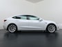 Tesla Model 3 Long Range AWD 75kWh Facelift Warmtepomp Lmv 19" AutoPilot Leder Panoramadak Adaptive-Cruise Camera's Elektr.-Stuur+Stoelen+Spiegels+Geheugen+Easy-Entry+Verwarmde stoelen Park assistent Pdc WIFI Lane-Assist Navi LED DAB Voorverwarmen interieur Keyless One-Pedal-Drive 4WD SOH 87% Origineel Nederlandse Auto Fabrieksgarantie op Accu en Motor tot 27-09-2027/192.00km