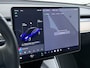 Tesla Model 3 Long Range AWD 75kWh Facelift Warmtepomp Lmv 19" AutoPilot Leder Panoramadak Adaptive-Cruise Camera's Elektr.-Stuur+Stoelen+Spiegels+Geheugen+Easy-Entry+Verwarmde stoelen Park assistent Pdc WIFI Lane-Assist Navi LED DAB Voorverwarmen interieur Keyless One-Pedal-Drive 4WD SOH 87% Origineel Nederlandse Auto Fabrieksgarantie op Accu en Motor tot 27-09-2027/192.00km