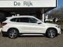 BMW X1 XDrive20i xLine | Pano, Memory, Navi, Half Leder, PDC, Cruise, Climate | Parelmoer Lak | Goed onderhouden | NAP |