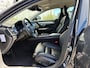 Volvo V90 2.0 T4 Momentum | Navigatie | Lederen Bekleding | Apple Carplay | Standkachel | Stoelverwarming | Trekhaak | Koplampen Adaptief | Elektrische Achterklep | BLIS | Cruise Control Adaptief