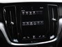 Volvo V60 2.0 B3 Automaat Momentum | Navigatie | Wegklapbare Trekhaak | Climate Control | Blis | Parkeer sensoren | Cruise Control | Lichtmetalen Velgen