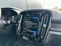 Volvo EX40 Single Motor Extended Range Ultra 82 kWh | Trekhaak | Pixel-LED | All-seasons | Pano | Memory | Climate | Harman/Kardon |