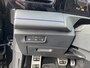 Volkswagen Tiguan 1.5 eHybrid R-Line Edition DSG Automaat Trekhaak inklapbaar / Panoramaschuif-kanteldak / Sport-comfortstoelen / Navigatie Rijdende demo, graag bezichtigen op afspraak