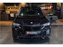 BMW X5 xDrive50e M-Performance Black Optic, Comfort Seats Individual Leder, Panoramadak Sky Lounge, Head-Up, BMW Live, Harman-Kardon, Driving Assistent, Travel/ Warmte/ Comfort/ Spiegel/ Innovatie/ Ambiente pakket, Lichtmetalen velgen 22''