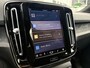 Volvo XC40 Recharge Plus 70 kWh | Warmtepomp | Achteruitrijcamera | Navigatie | Apple Carplay | Keyless | Stoelverwarming | Elektrische Achterklep | Lichtmetalen Velgen 19 inch | Parkeersensoren