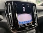 Volvo XC40 Recharge Plus 70 kWh | Warmtepomp | Achteruitrijcamera | Navigatie | Apple Carplay | Keyless | Stoelverwarming | Elektrische Achterklep | Lichtmetalen Velgen 19 inch | Parkeersensoren