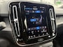 Volvo XC40 Recharge Plus 70 kWh | Warmtepomp | Achteruitrijcamera | Navigatie | Apple Carplay | Keyless | Stoelverwarming | Elektrische Achterklep | Lichtmetalen Velgen 19 inch | Parkeersensoren