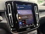 Volvo XC40 Recharge Plus 70 kWh | Warmtepomp | Achteruitrijcamera | Navigatie | Apple Carplay | Keyless | Stoelverwarming | Elektrische Achterklep | Lichtmetalen Velgen 19 inch | Parkeersensoren