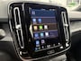 Volvo XC40 Recharge Plus 70 kWh | Warmtepomp | Achteruitrijcamera | Navigatie | Apple Carplay | Keyless | Stoelverwarming | Elektrische Achterklep | Lichtmetalen Velgen 19 inch | Parkeersensoren