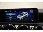 Mercedes-Benz A-klasse 180 Business Solution Aut. [ LED Widescreen Navi Camera Stoelverwarming ]