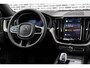 Volvo XC60 2.0 T6 Plug-in Hybrid AWD Plus Dark | PHEV Long Range | 360 Graden Camera | Panoramadak | Harman Kardon Audio | Sportstoelen | Elektrisch Verstelbare Voorstoelen | BLIS | Navigatie | Apple Carplay | Android Auto
