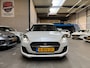 Suzuki Swift COMFORT SMART HYBRID 1E EIGENAAR NL AUTO NAP 4 CYLINDER MOTOR PARELMOER CRUISE AIRCO!!