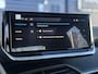 Peugeot e-2008 EV Business 54 kWh | Navigatie | Apple Carplay/Android Auto | DAB | Full LED | Climate Control | Cruise Control | Parkeercamera/-sensoren |