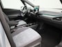 Volkswagen ID.3 Life 58 kWh | Apple Carplay / Android Auto | Stoelverwarming | Stuurverwarming | Parkeersensoren |