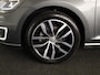 Volkswagen E-Golf E-DITION 136 pk | Navigatie | Warmtepomp | Parkeersensoren | Adaptieve cruise control | Keyless | Stoelverwarming |