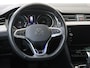Volkswagen Passat Variant 1.4 TSI PHEV GTE Business | LED matrix verlichting | Navigatie | Achteruitrijcamera | 3-zone airco | CarPlay | Adaptieve cruise control | Elektrische achterklep |