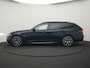 BMW 5-Serie Touring 530e M Sport PHEV 293pk Dealer O.H | Trekhaak af fabriek | Adaptive Cruise | 19"L.M | Lederen Sportstoelen Verwarmd | Camera & Parkassist | Apple Carplay | Sfeerverlichting | Plug in Hybrid