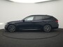 BMW 5-Serie Touring 530e M Sport PHEV 293pk Dealer O.H | Trekhaak af fabriek | Adaptive Cruise | 19"L.M | Lederen Sportstoelen Verwarmd | Camera & Parkassist | Apple Carplay | Sfeerverlichting | Plug in Hybrid
