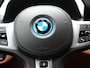 BMW 5-Serie Touring 530e M Sport PHEV 293pk Dealer O.H | Trekhaak af fabriek | Adaptive Cruise | 19"L.M | Lederen Sportstoelen Verwarmd | Camera & Parkassist | Apple Carplay | Sfeerverlichting | Plug in Hybrid