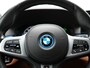 BMW 5-Serie Touring 530e M Sport PHEV 293pk Dealer O.H | Trekhaak af fabriek | Adaptive Cruise | 19"L.M | Lederen Sportstoelen Verwarmd | Camera & Parkassist | Apple Carplay | Sfeerverlichting | Plug in Hybrid