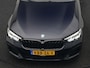 BMW 5-Serie Touring 530e M Sport PHEV 293pk Dealer O.H | Trekhaak af fabriek | Adaptive Cruise | 19"L.M | Lederen Sportstoelen Verwarmd | Camera & Parkassist | Apple Carplay | Sfeerverlichting | Plug in Hybrid
