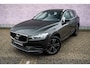 Volvo XC60 2.0 T5 Momentum | Trekhaak | Elektrisch bedienbare bestuurdersstoel | Stoelverwarming | Parkeercamera | DAB+ | Adaptieve LED verlichting | 19" lichtmetalen velgen | Keyless Entry |