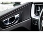 Volvo XC60 2.0 T5 Momentum | Trekhaak | Elektrisch bedienbare bestuurdersstoel | Stoelverwarming | Parkeercamera | DAB+ | Adaptieve LED verlichting | 19" lichtmetalen velgen | Keyless Entry |