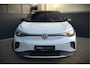 Volkswagen ID.4 First 77 kWh | Stoelverwarming | Stuurverwarming | Trekhaak | Adaptive Cruise Control | Navigatie | Apple Carplay | Keyless | Camera | Parkersensoren |