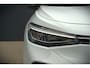 Volkswagen ID.4 First 77 kWh | Stoelverwarming | Stuurverwarming | Trekhaak | Adaptive Cruise Control | Navigatie | Apple Carplay | Keyless | Camera | Parkeersensoren | NAP | BTW | Dealer Onderhouden