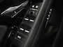 Land Rover Range Rover Evoque 1.5 P300e AWD R-Dynamic | Panoramadak | Leder | Stoelverwarming | Meridian Audio | Keyless | Trekhaak | Carplay | Navigatie | Camera | Stuurverwarming | PHEV | Plug In