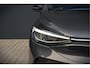 Volkswagen ID.4 First 77 kWh | Stoelverwarming | Stuurverwarming | Trekhaak | Adaptive Cruise Control | Navigatie | Apple Carplay | Keyless | Camera | Parkersensoren |