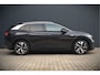 Volkswagen ID.4 First 77 kWh | Stoelverwarming | Stuurverwarming | Trekhaak | Adaptive Cruise Control | Navigatie | Apple Carplay | Keyless | Camera | Parkersensoren |