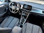 Volkswagen T-Roc 1.0 TSI 110pk Life Business | Digital Cockpit Pro | Stoelverwarming | Navigatie