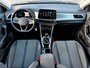 Volkswagen T-Roc 1.0 TSI 110pk Life Business | Digital Cockpit Pro | Stoelverwarming | Navigatie