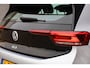 Volkswagen ID.3 204pk Life 58 kWh | Stoel-/ Stuurwielverwarming | Parkeersensoren | Navigatie