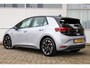 Volkswagen ID.3 204pk Life 58 kWh | Stoel-/ Stuurwielverwarming | Parkeersensoren | Navigatie