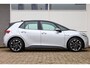 Volkswagen ID.3 204pk Life 58 kWh | Stoel-/ Stuurwielverwarming | Parkeersensoren | Navigatie