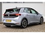 Volkswagen ID.3 204pk Life 58 kWh | Stoel-/ Stuurwielverwarming | Parkeersensoren | Navigatie