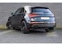 Audi Q5 50 TFSI e S edition Black & Black