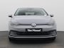 Volkswagen Golf VIII 1.5 TSI 96kW Life | Navigatie | Apple carplay | Virtual cockpit | Camera | Stoel/Stuurverwarming | Climate control | Parkeer sensoren | LED | LMV | Cruise control