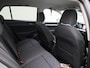 Volkswagen Golf VIII 1.5 TSI 96kW Life | Navigatie | Apple carplay | Virtual cockpit | Camera | Stoel/Stuurverwarming | Climate control | Parkeer sensoren | LED | LMV | Cruise control