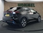 Toyota BZ4X Business Plus 71 kWh - ORIGINEEL NEDERLANDSE AUTO - NAVIGATIE FULL-MAP - ADAPTIEVE CRUISE CONTROL - VERWARMDE STOELEN VOOR / STUUR & VOORRUIT - PARKEERSENSOREN VOOR EN ACHTER - ACHTERUITRIJCAMERA - KEYLESS ENTRY & START - 3 FASE LADEN - DODEHOEKDETECTIE