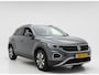 Volkswagen T-Roc TSI 115PK LIFE GOAL EDITION NAVI/CARPLAY/STOELVERWARMING/ FABRIEKSGARANTIE